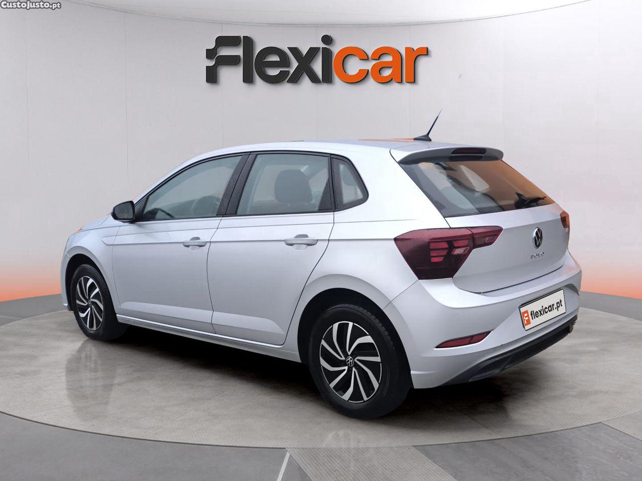 Volkswagen Polo 1.0 TSI Life — fotografia 13
