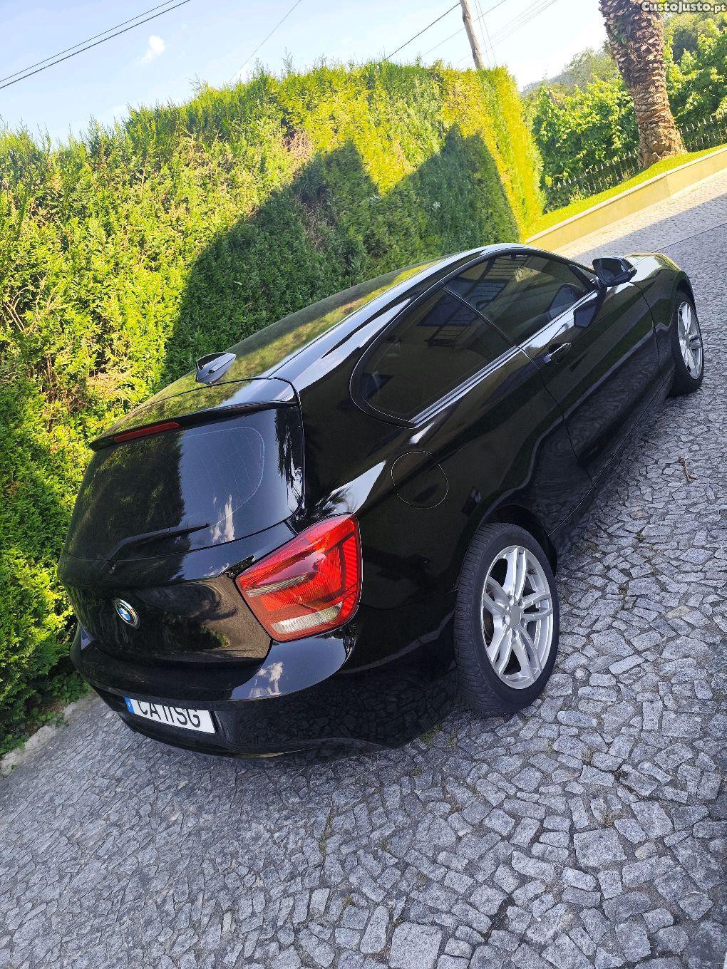 BMW 116 3 portas — fotografia 9