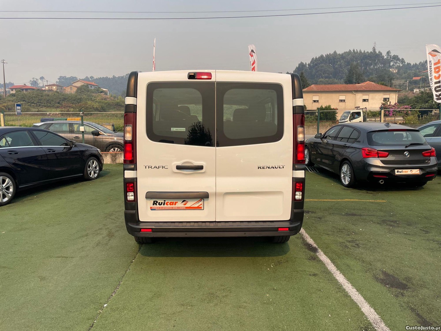 Renault Trafic 9 LUG - 20 foto 4