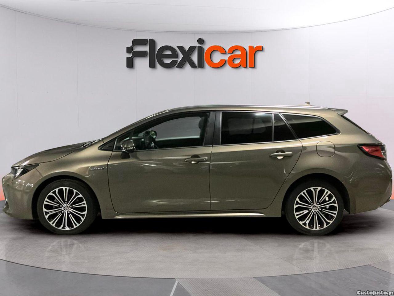 Toyota Corolla Touring Sports 1.8 Hybrid Comfort — fotografia 19