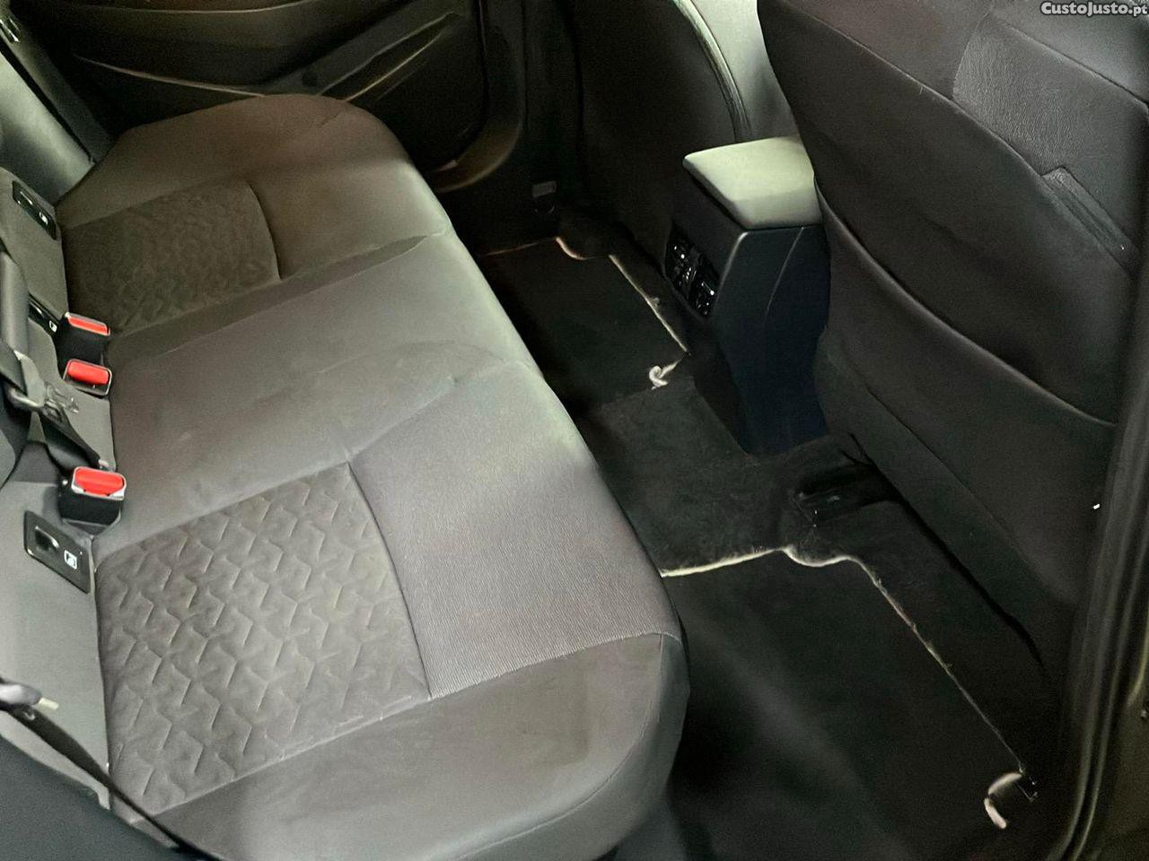 Toyota Corolla Touring Sports 1.8 Hybrid Comfort — fotografia 7