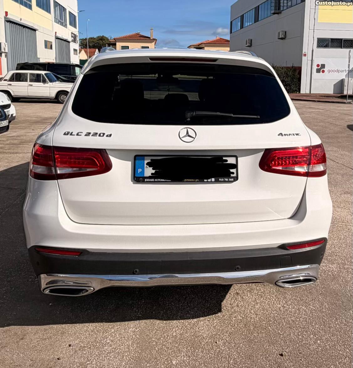 Mercedes-Benz GLC 220 4matic - 18 — photo 3