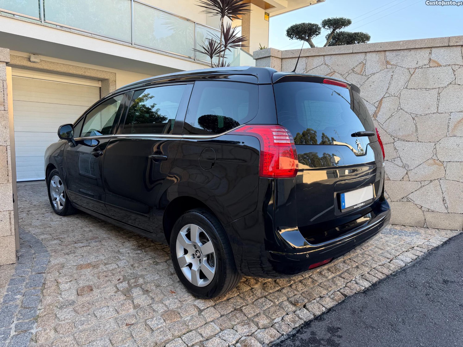 Peugeot 5008 1.6 HDI Allure Nacional — photo 4