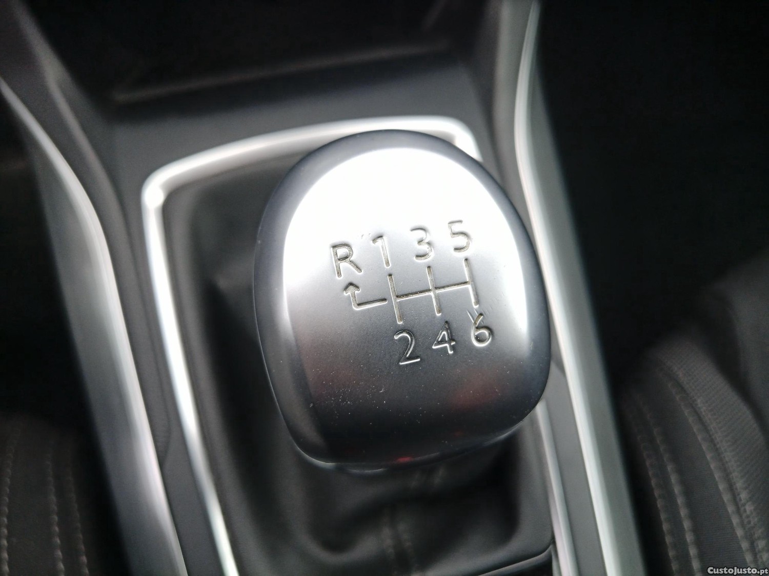 Peugeot 308 II SW 1.6 BlueHDi 120 Allure — fotografia 4