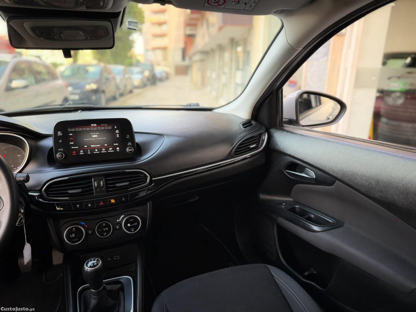Fiat Tipo 1.0 GSE T3 City Life — fotografia 5