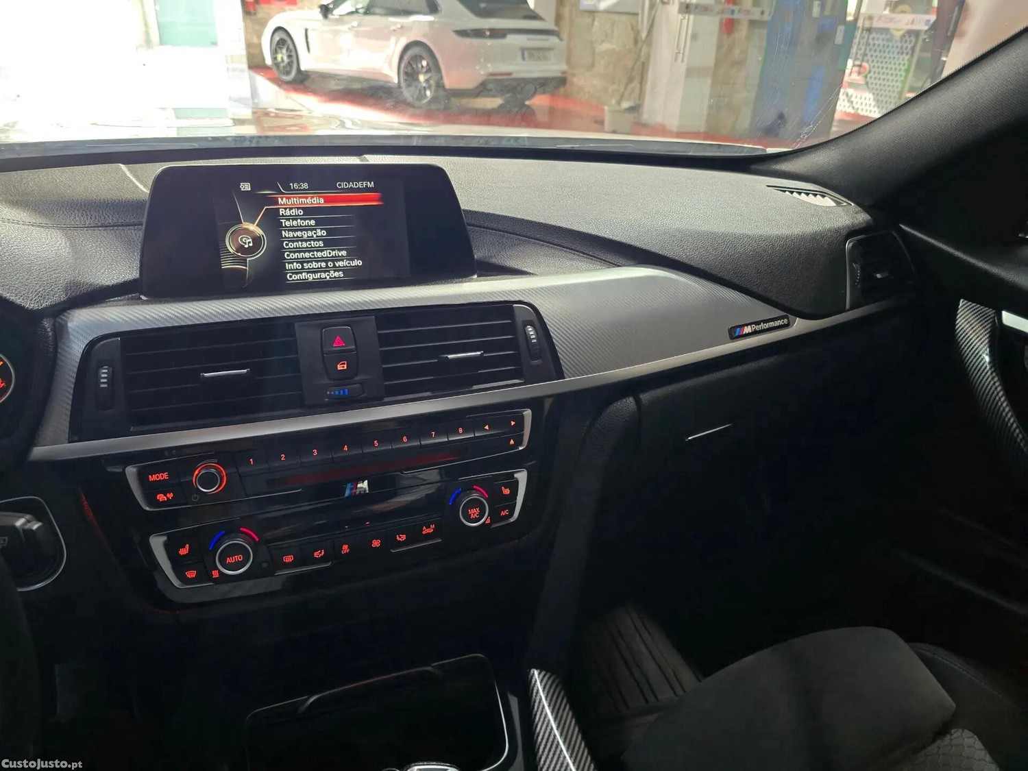BMW 320 D auto PACK M PERFORMANCE — fotografia 12