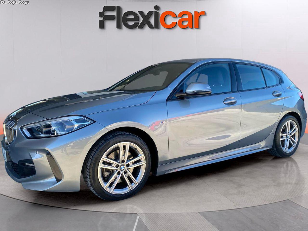 BMW 116 d Pack Desportivo M — fotografia 19