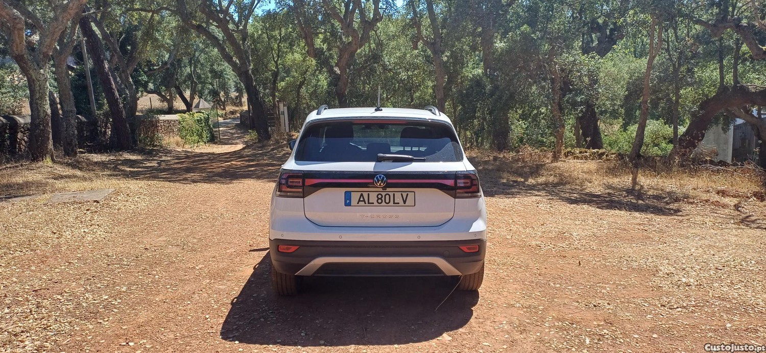 VW T-Cross 1.0 TSI Life Bluemotion — photo 4