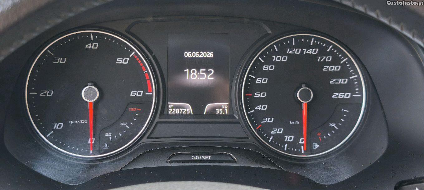 SEAT Leon Style 2.0 TDi 150cv - com extras — fotografia 6