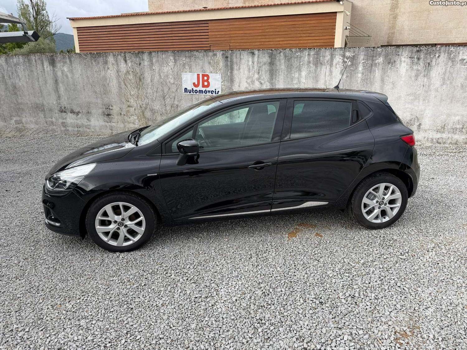 Renault Clio 0.9 TCE Limited — photo 5