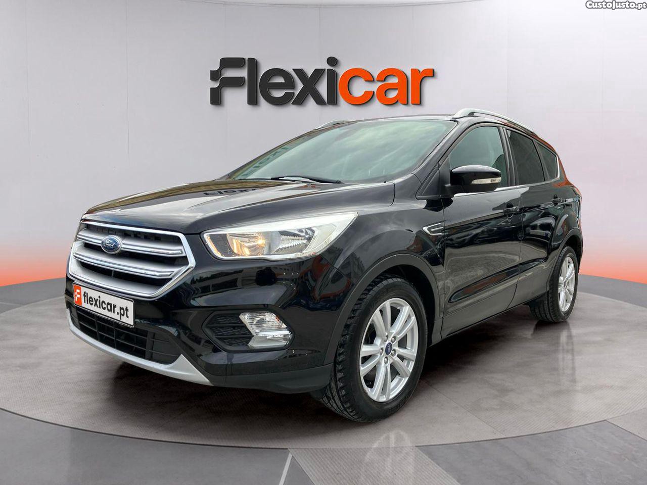 Ford Kuga 1.5 TDCi EcoBlue Titanium — fotografia 16