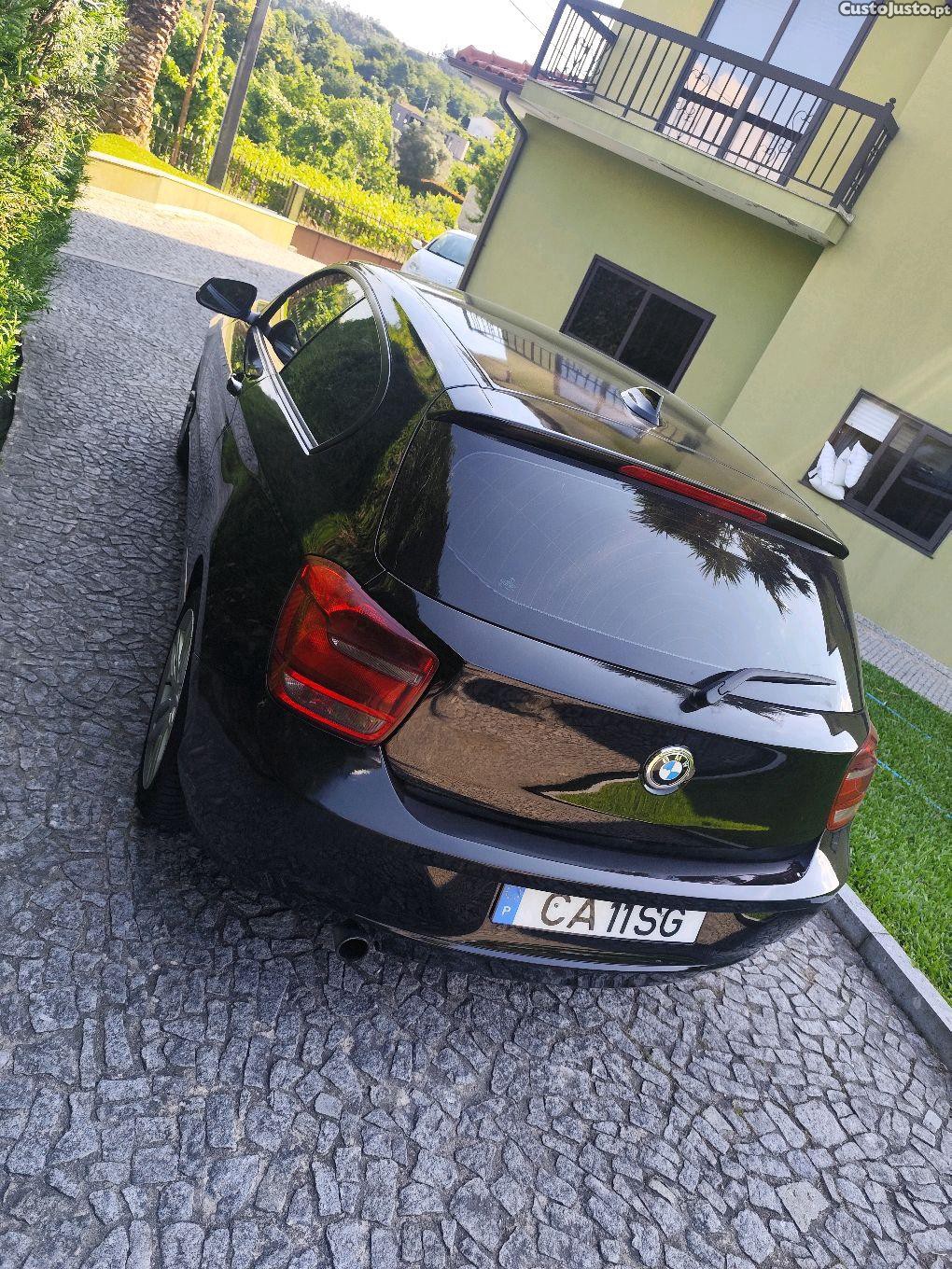 BMW 116 3 portas — fotografia 6