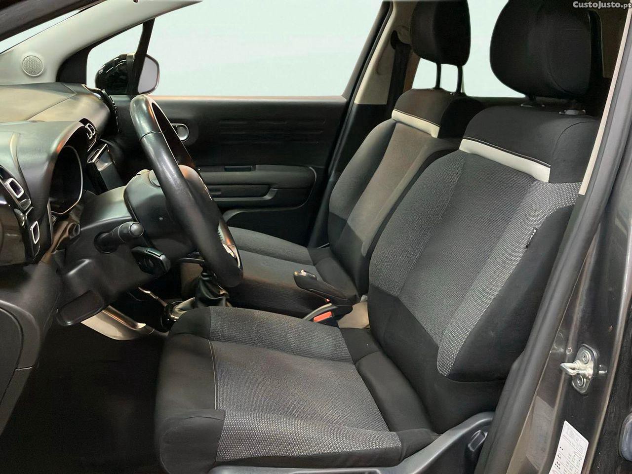 Citroën C3 1.5 BlueHDi Shine — fotografia 9