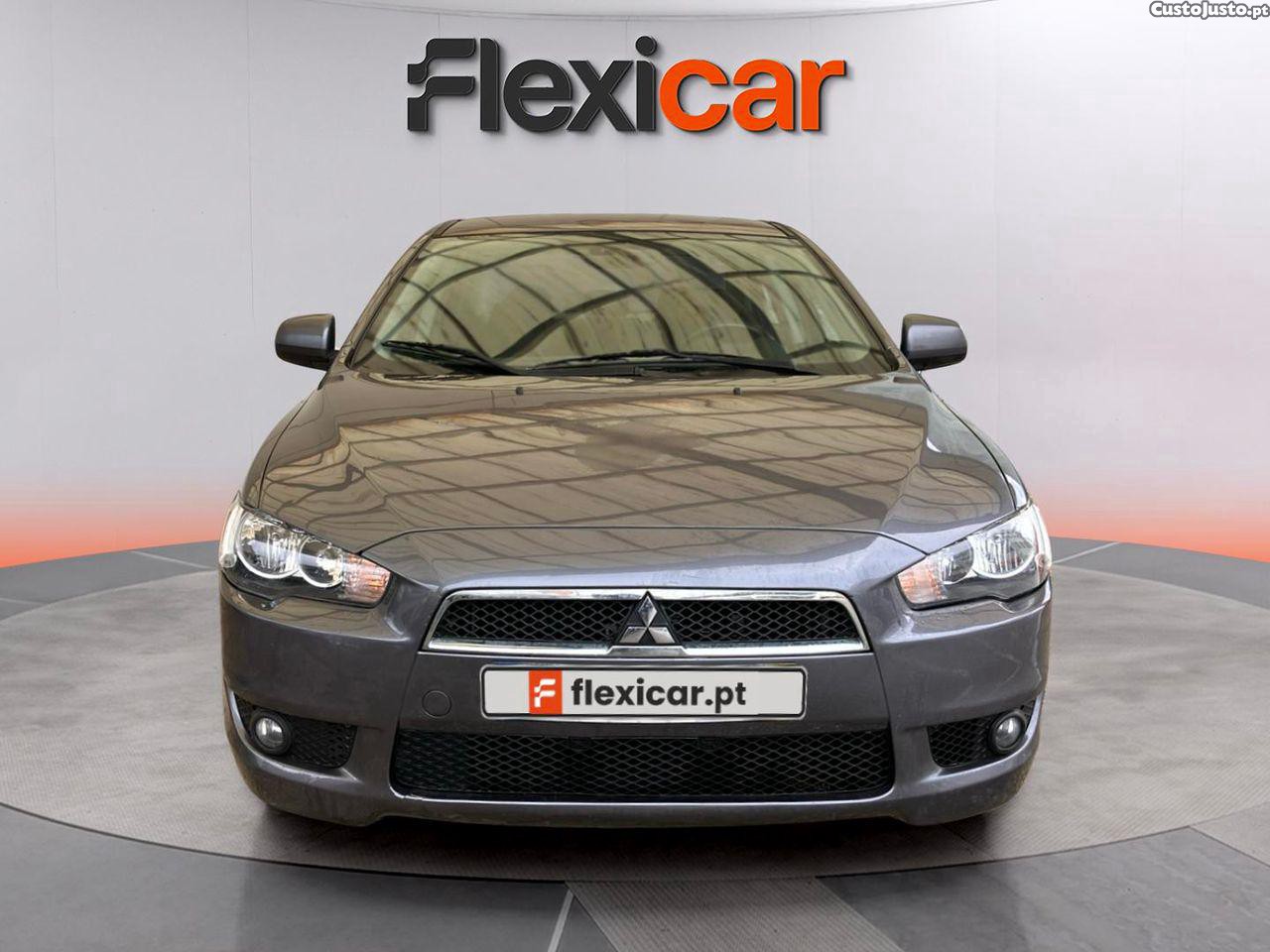 Mitsubishi Lancer 1.5 Invite - 09 foto 4