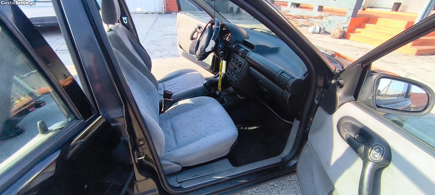 Opel Corsa b — fotografia 4