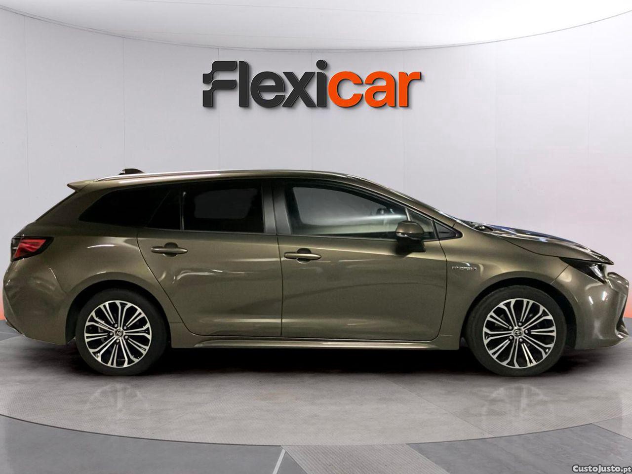 Toyota Corolla Touring Sports 1.8 Hybrid Comfort — fotografia 18