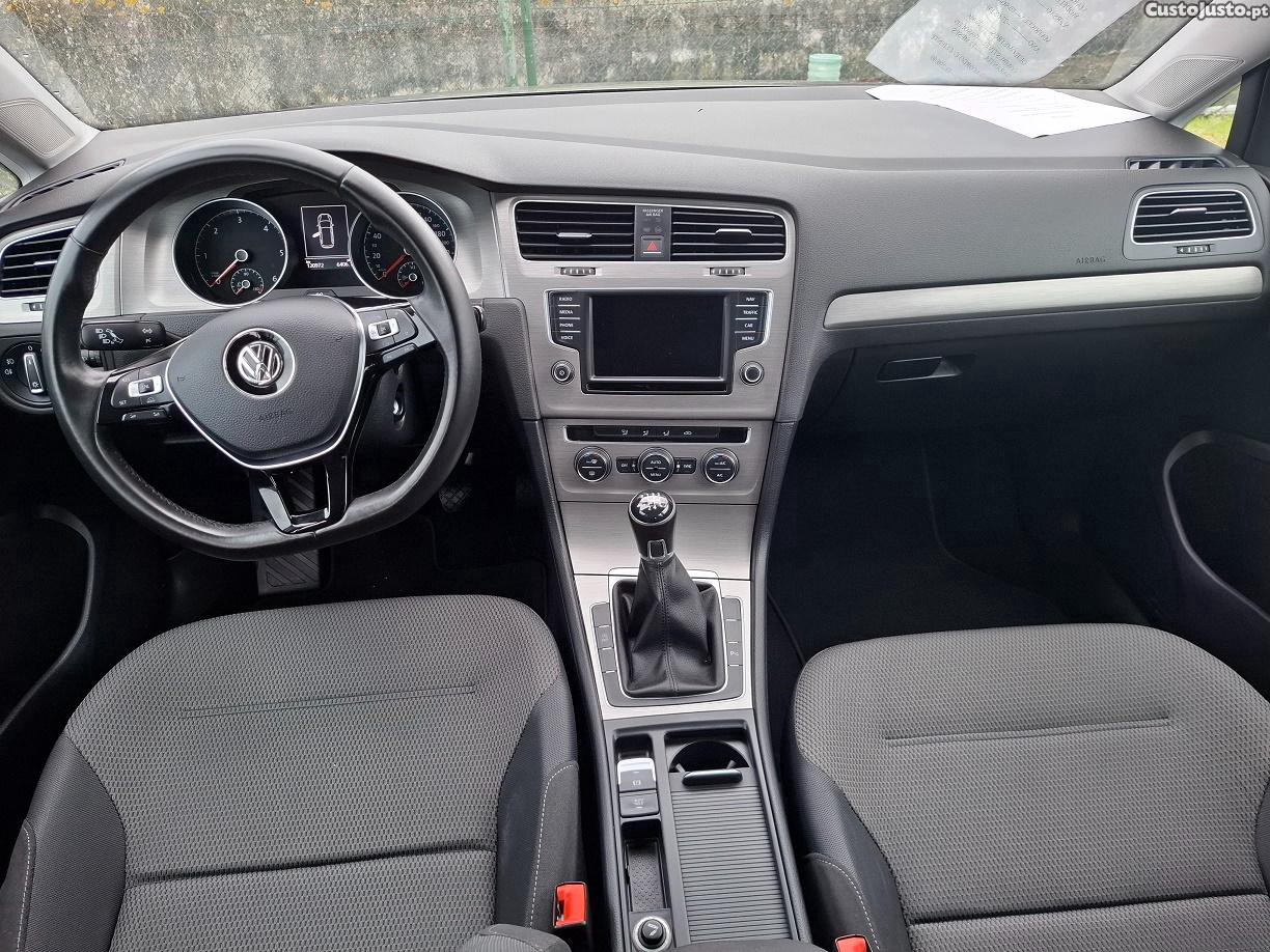 Volkswagen Golf 1.6 TDI EDITION 110 CV C/GARANTIA — fotografia 3