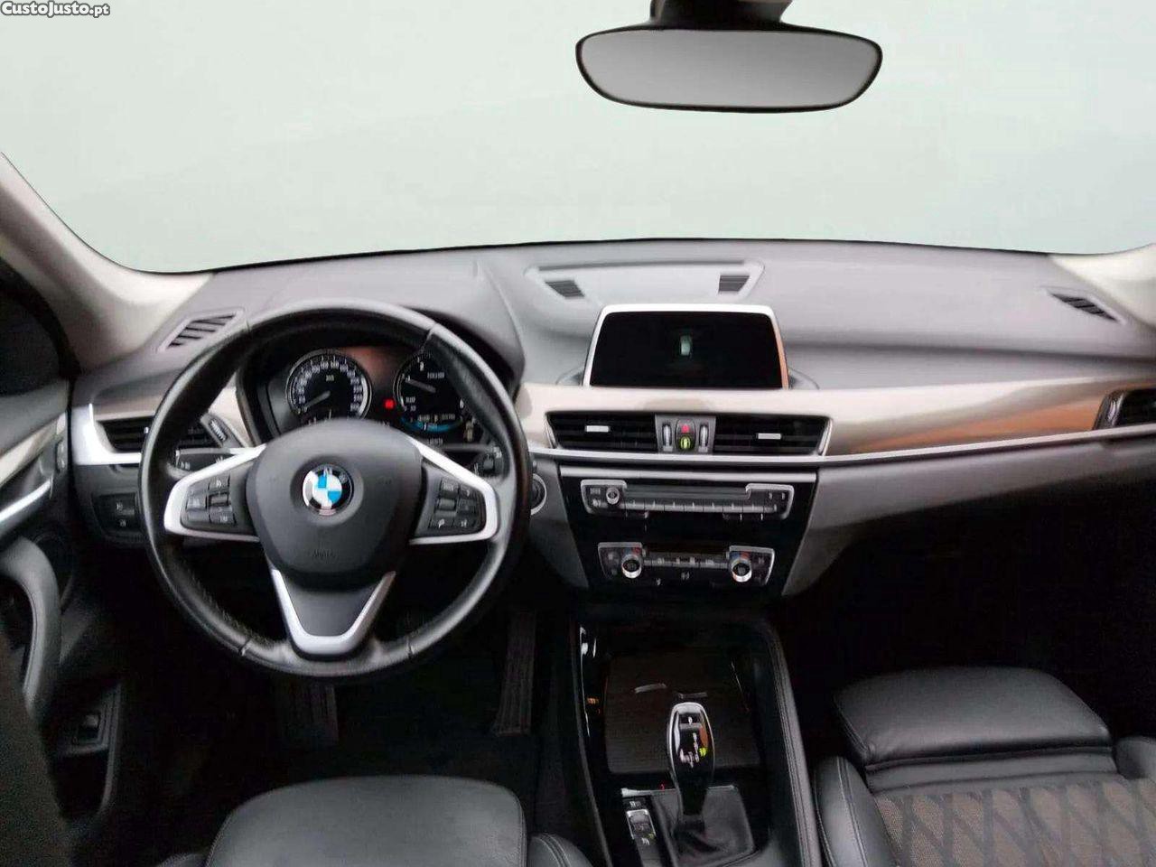 BMW X1 16d sDrive Auto — fotografia 14