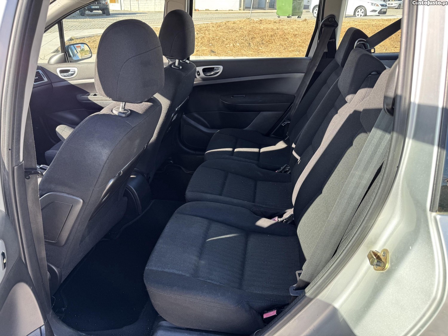 Peugeot 307 Sw — photo 5