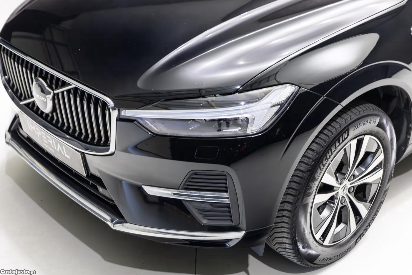 Volvo XC 60 2.0 T6 PHEV Core AWD — fotografia 13