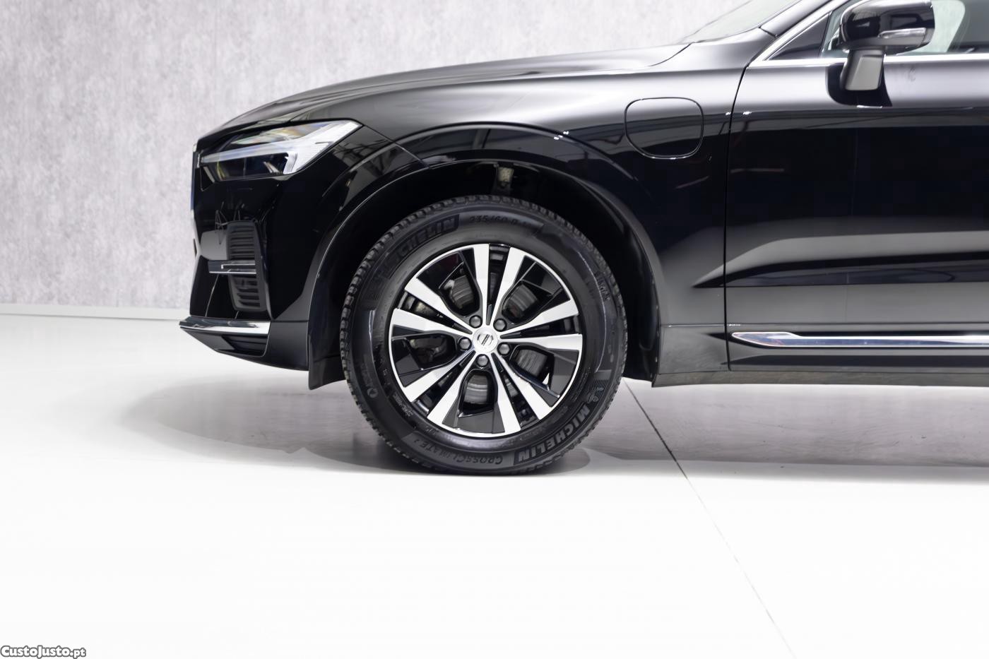 Volvo XC 60 2.0 T6 PHEV Core AWD — fotografia 20
