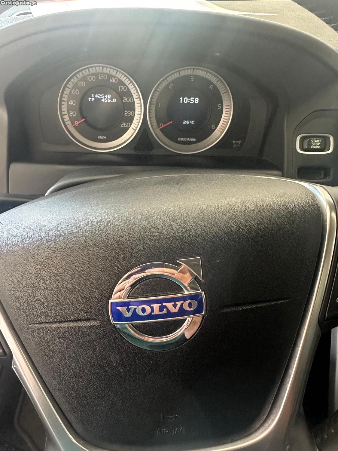 Volvo XC 60 Drive — fotografia 3