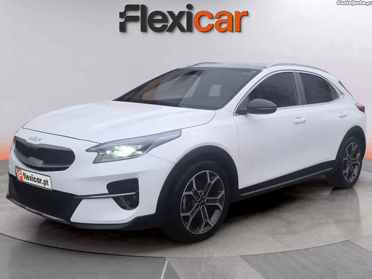 Kia XCeed 1.0 T-GDI Drive — fotografia 15