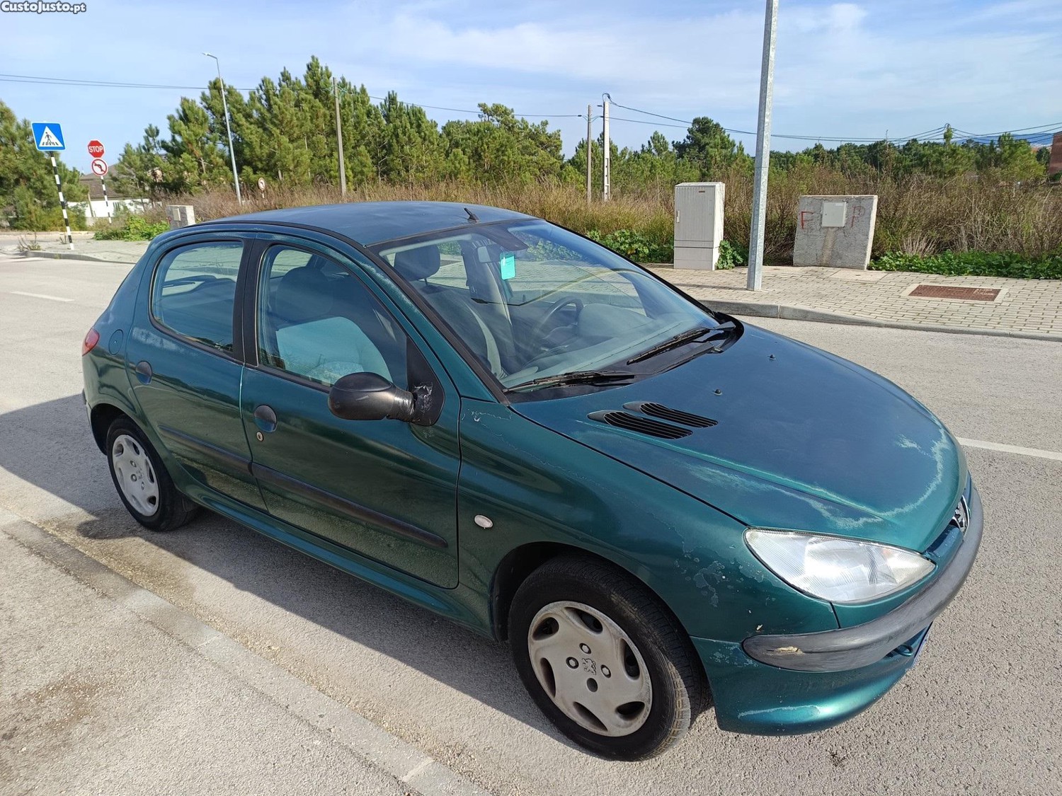 Peugeot 206 1.1 - Ano 2000 - 5 Portas - 00 foto 2
