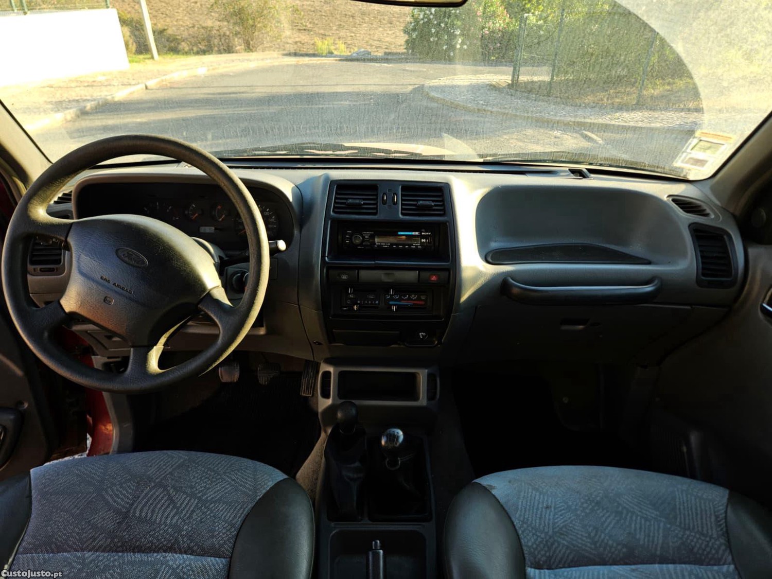 Ford Maverick 2.7 gl - 98 foto 4