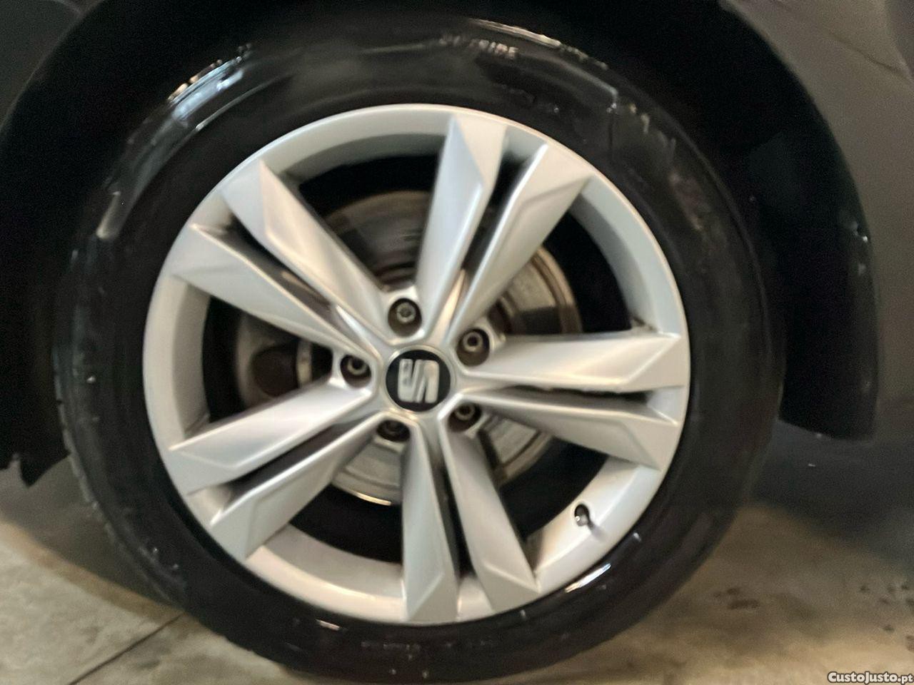 SEAT Alhambra 2.0 TDi Style DSG — fotografia 16