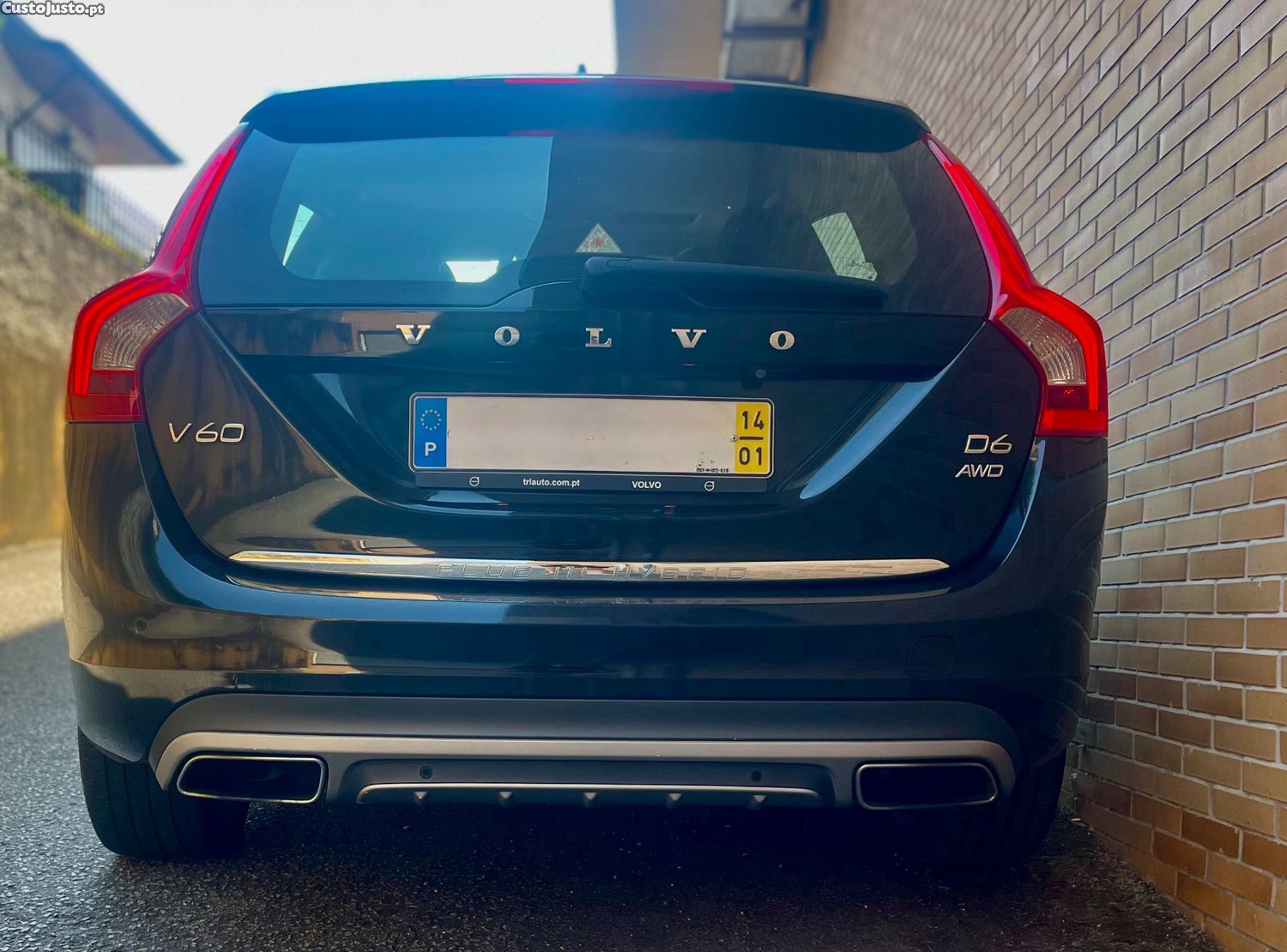 Volvo V60 D6 Plug-in H elétrica até 50 km - 14 foto 5