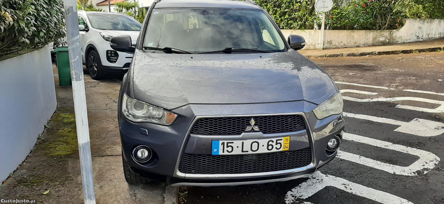 Mitsubishi Outlander Intense - 11 foto 3