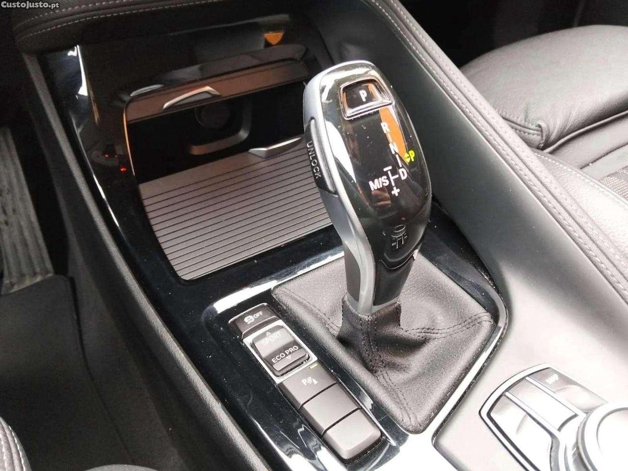 BMW X1 16d sDrive Auto — fotografia 11