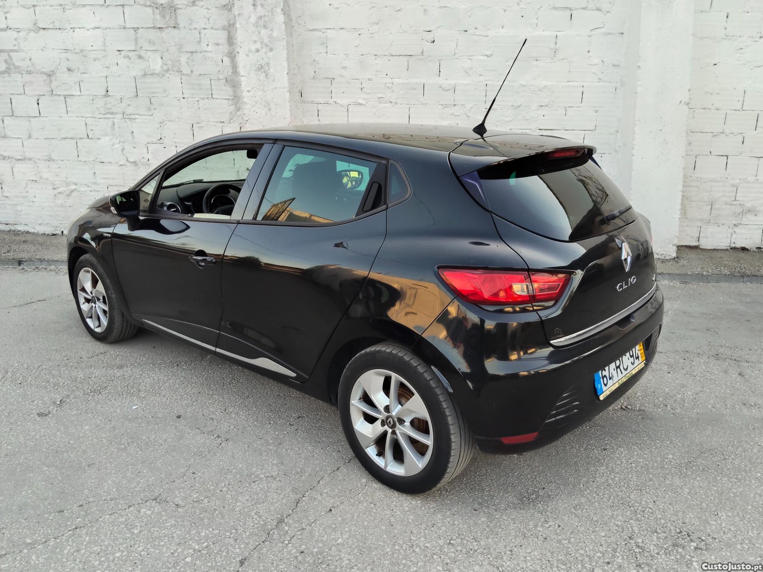 Renault Clio 1.5 dci a/c — photo 4