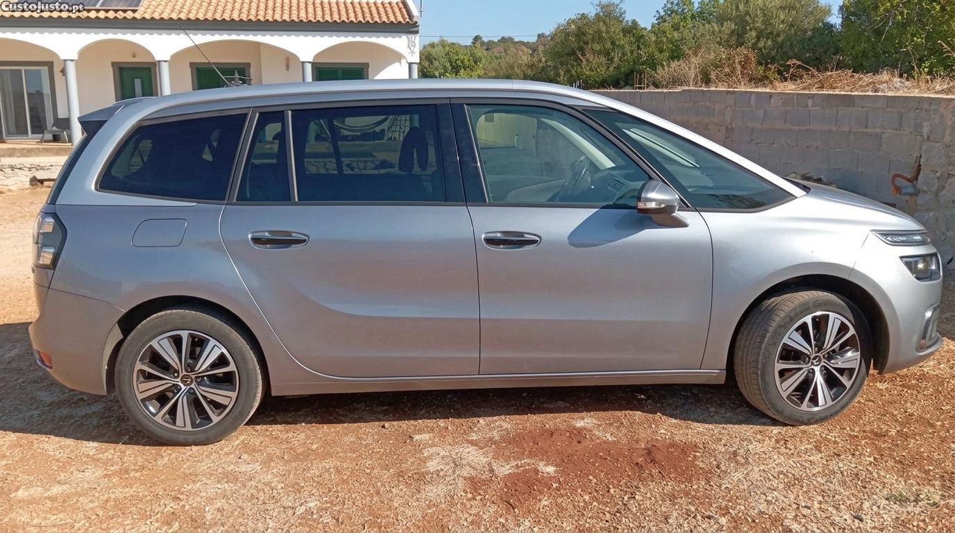 Citroën C4 Picasso — photo 2