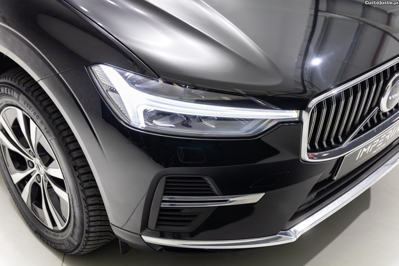 Volvo XC 60 2.0 T6 PHEV Core AWD — fotografia 10