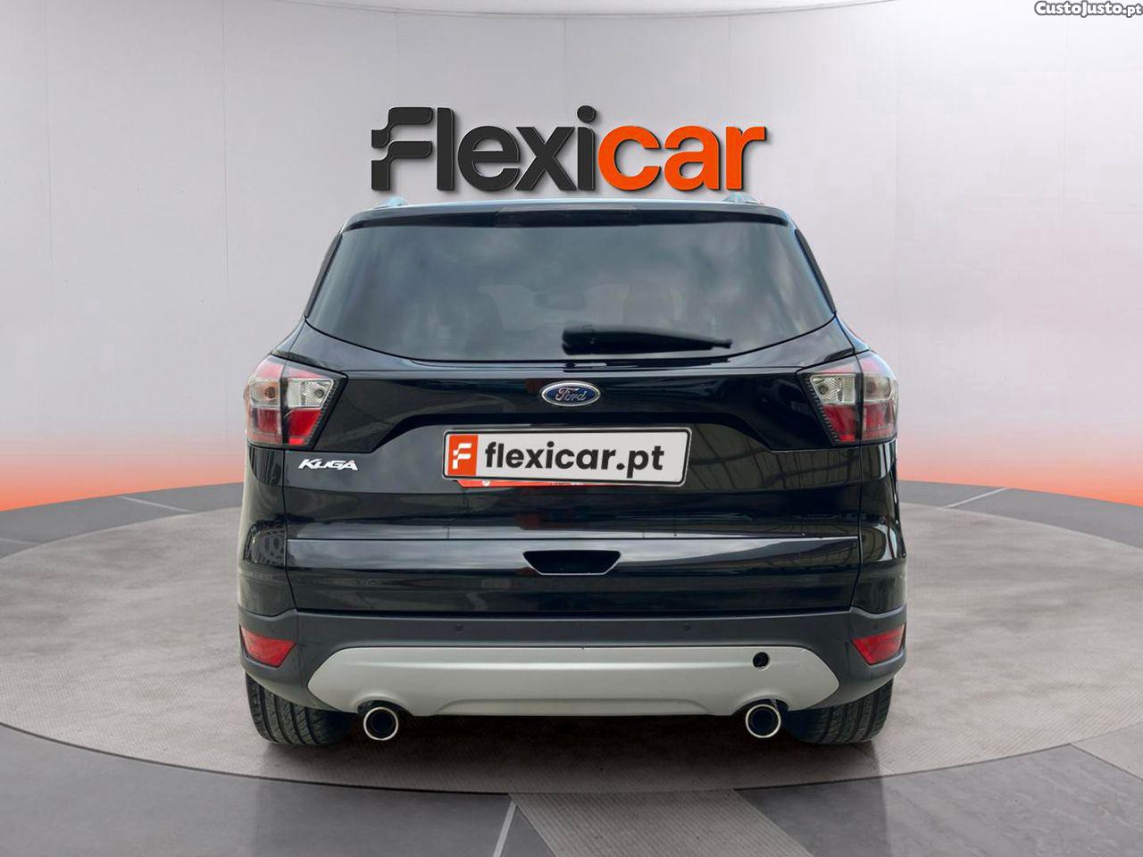 Ford Kuga 1.5 TDCi EcoBlue Titanium — fotografia 13
