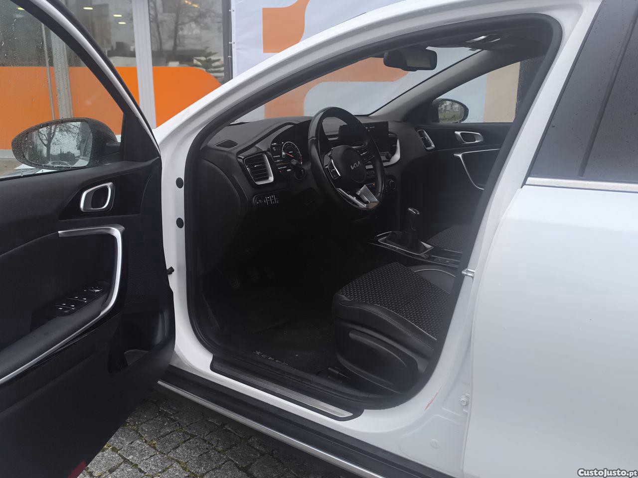 Kia XCeed 1.0 T-GDI Drive — fotografia 8