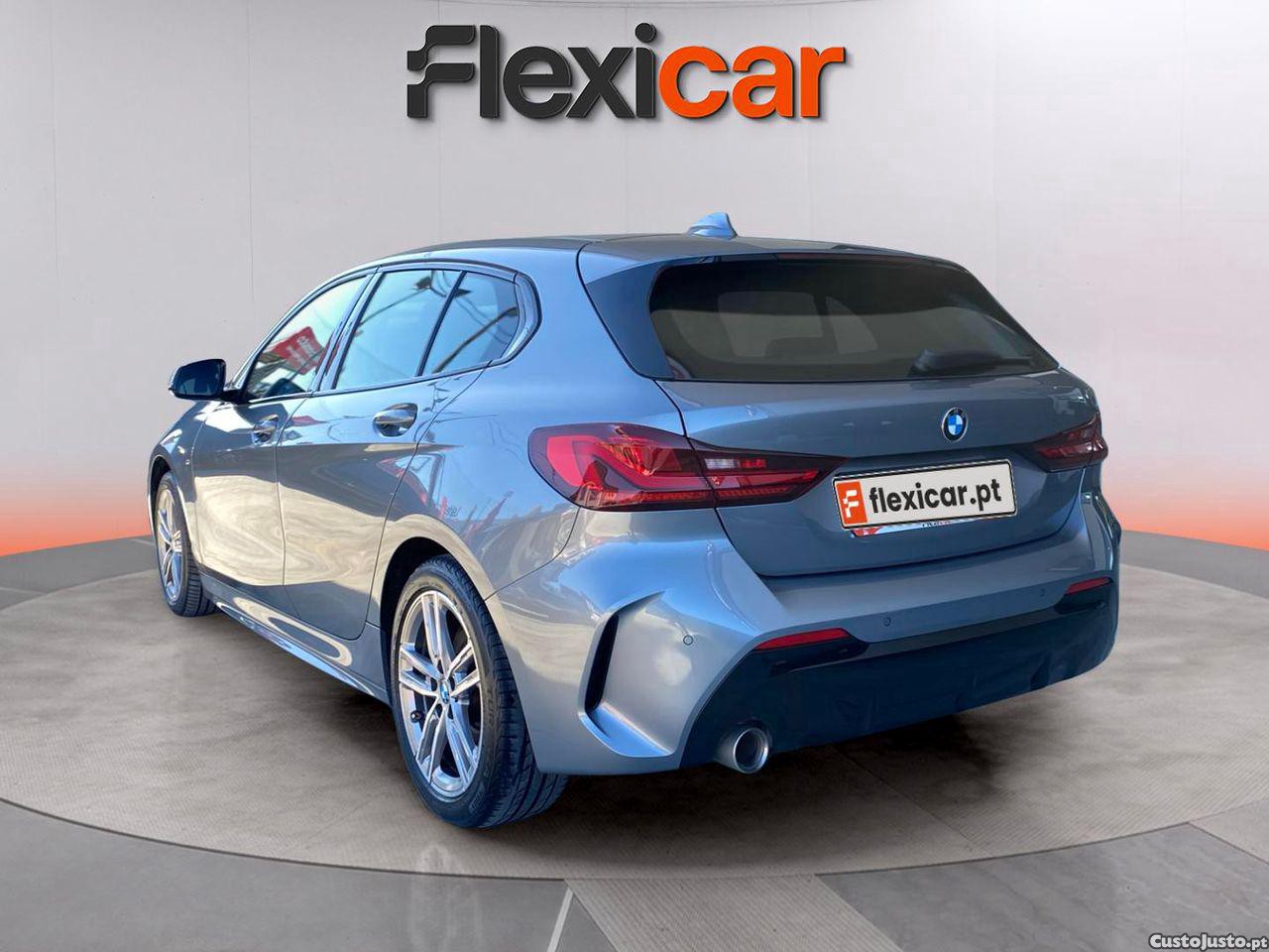 BMW 116 d Pack Desportivo M — fotografia 16