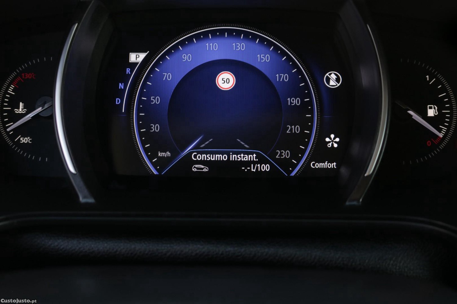Renault Mégane Sport Tourer 1.5 Blue DCI GT Line EDC 115cv — fotografia 17