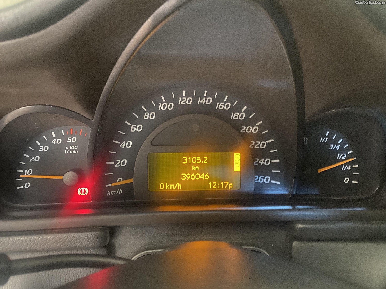 Mercedes-Benz C 220 Sport Coupe - 01 foto 5