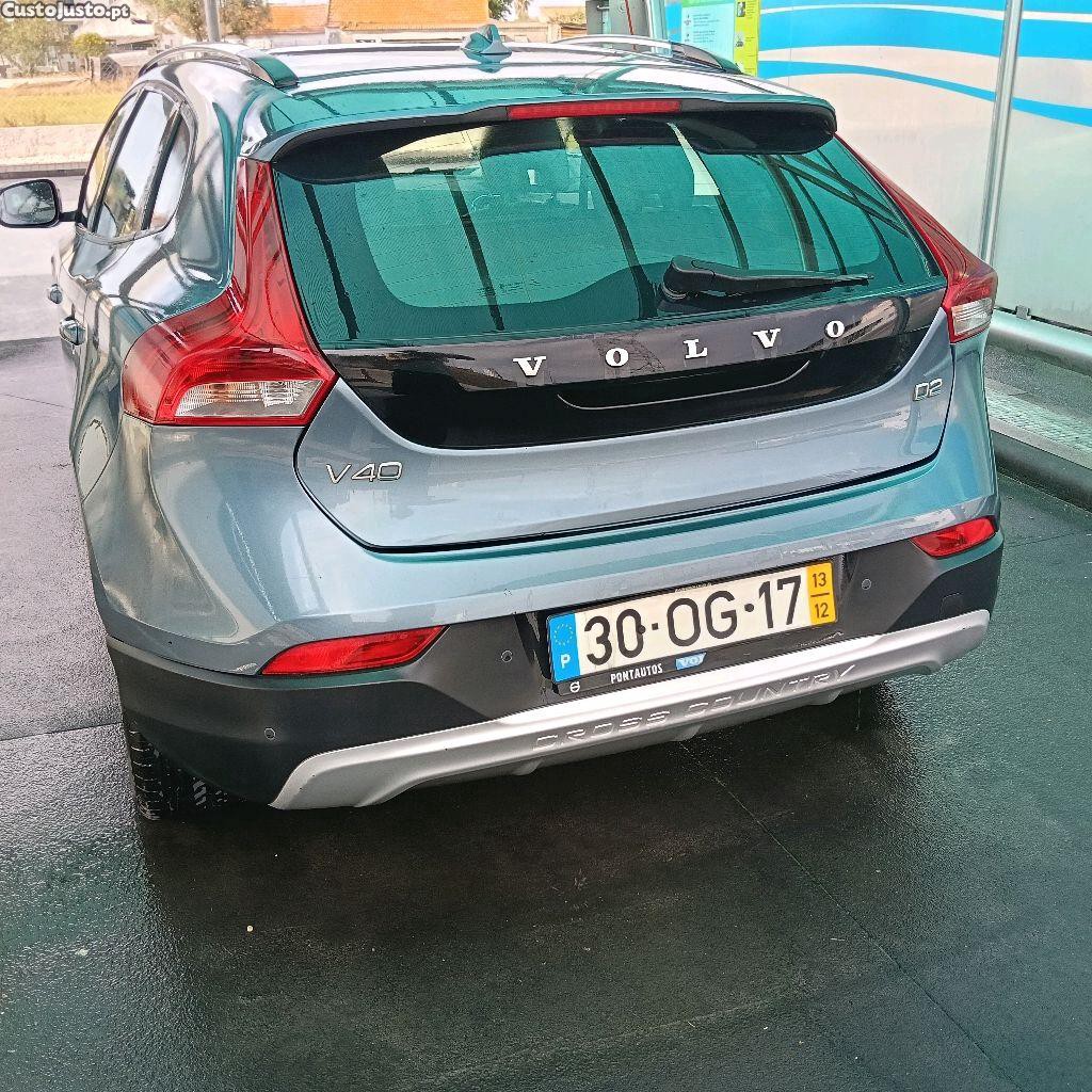 Volvo V40 Cross Country 1600cc 115cv — photo 4