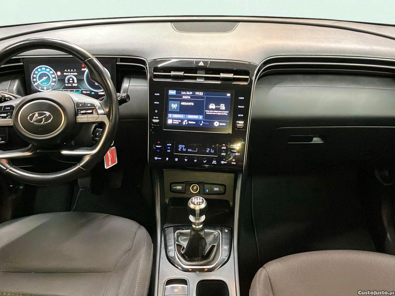 Hyundai Tucson 1.6 T-GDI PREMIUM — fotografia 11