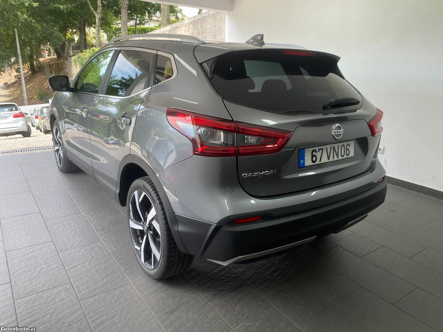 Nissan Qashqai 1.2 DIG-T Tekna Premium Xtronic - 18 — photo 4