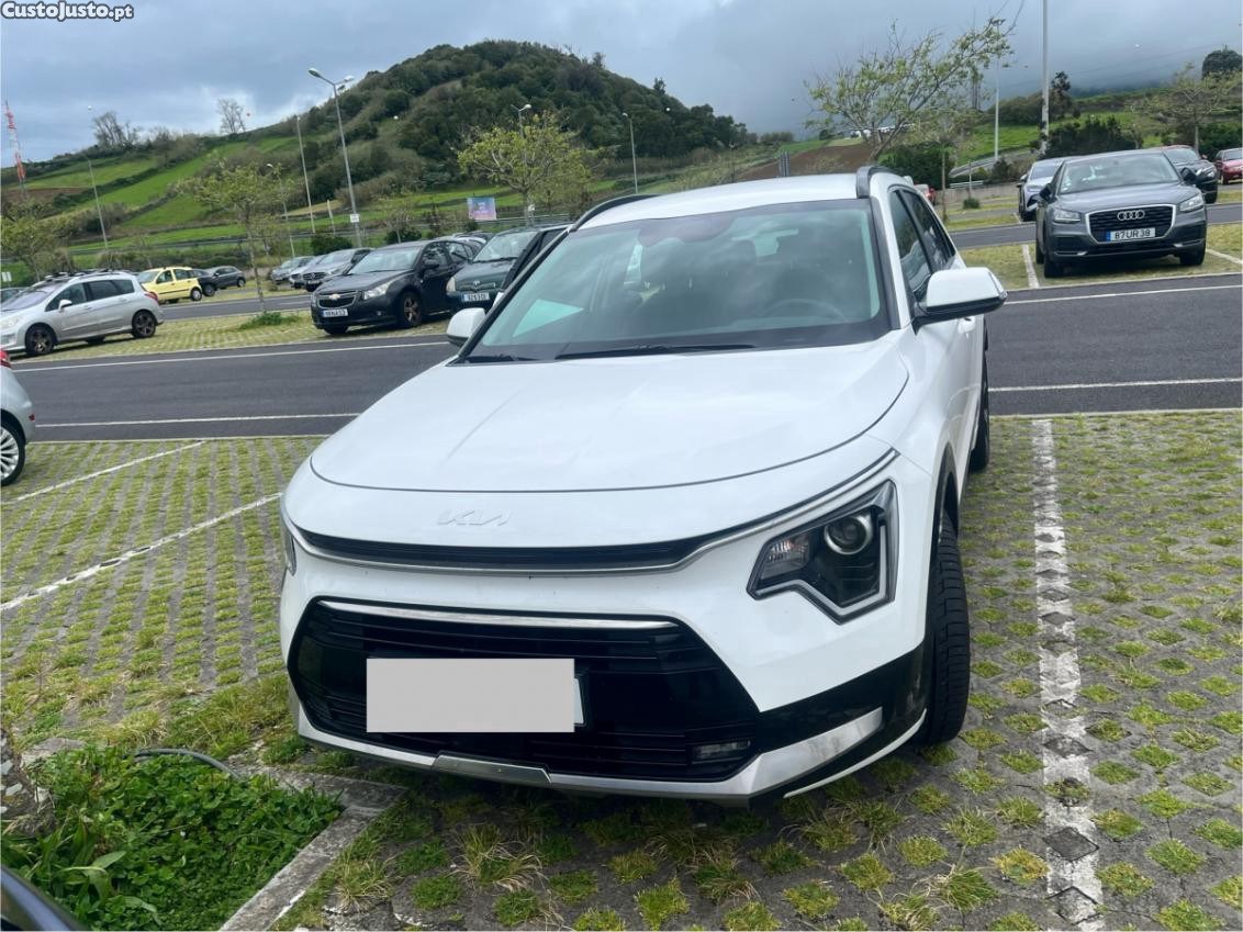 Kia Niro 1.6 GDi HEV Tech - 24 foto 2