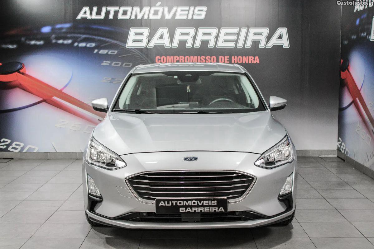 Ford Focus 1.5 TDCi Titanium — fotografia 7