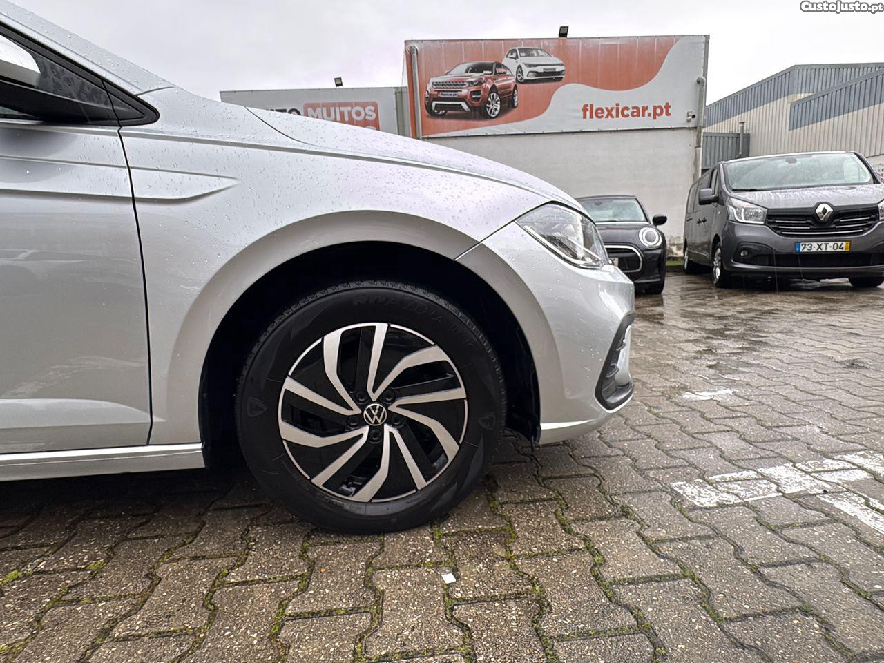 Volkswagen Polo 1.0 TSi Life — fotografia 8