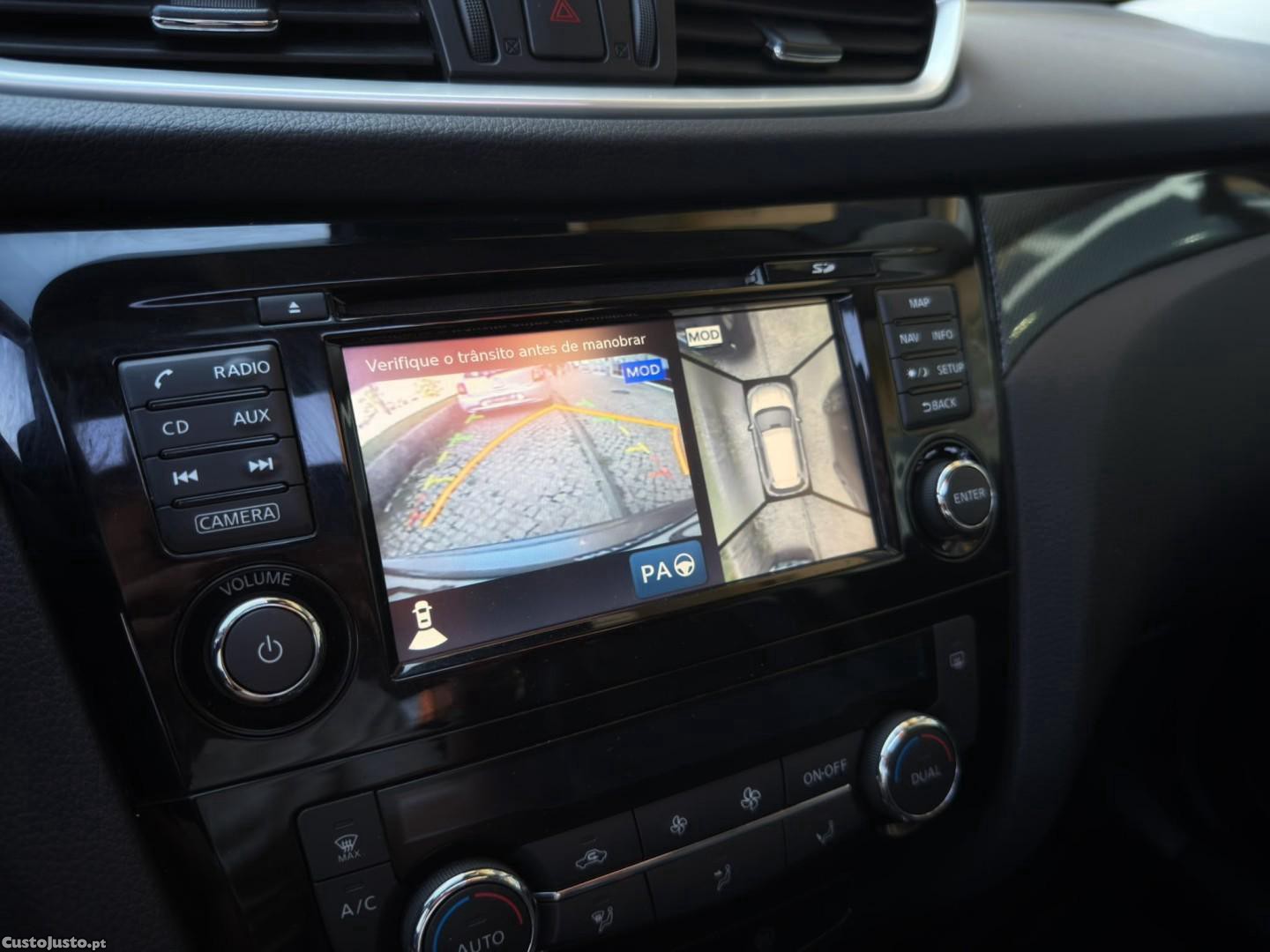 Nissan X-Trail 1.6 DCi Tekna — fotografia 8