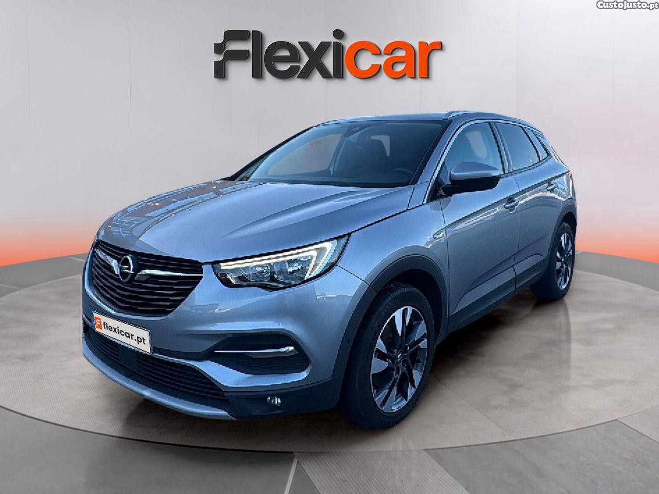 Opel Grandland X 1.2 T Ultimate — fotografia 15