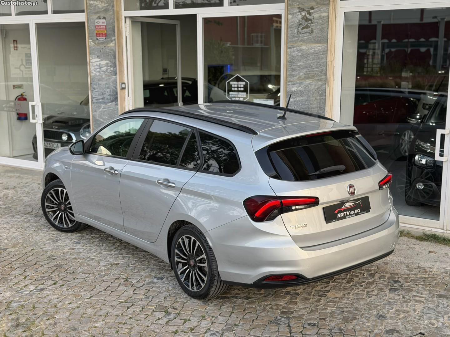 Fiat Tipo 1.0 GSE T3 City Life — fotografia 16